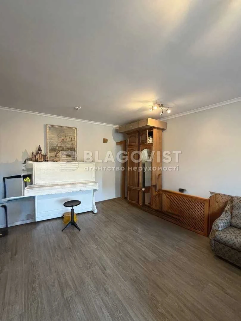 Best Offer! Sale of a 2-bedroom apartment of 88.4 sq m on Baidi-Vishnevytsky Street