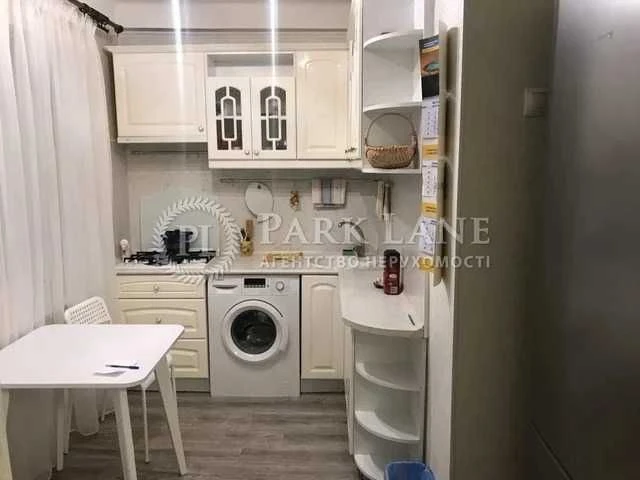 Sale of a 2-room apartment in the Pechersk district