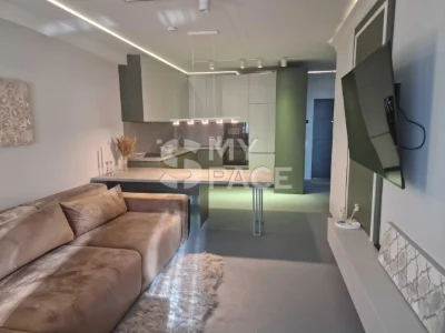 Продаж 1-кім. квартири в ЖК Manhattan, просп. Берестейський, метро