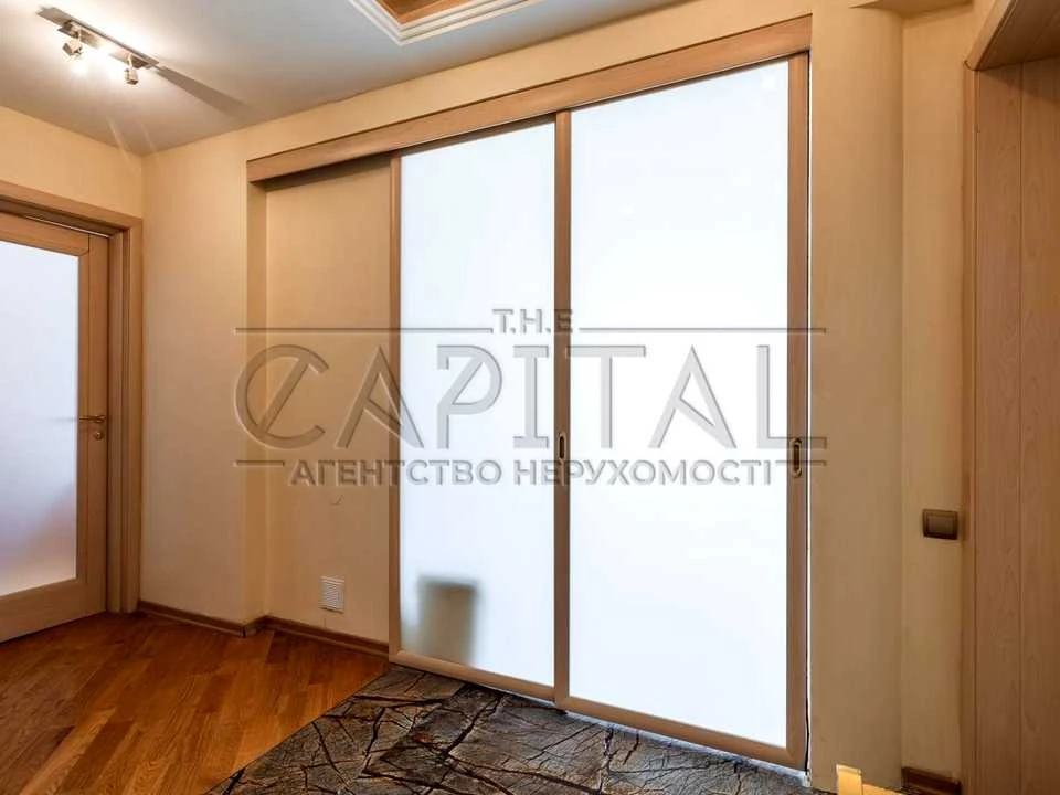 Apartment. Dragomano Street, Kyiv