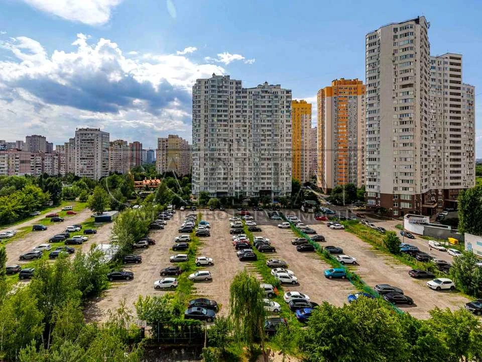 Apartment. Dragomano Street, Kyiv