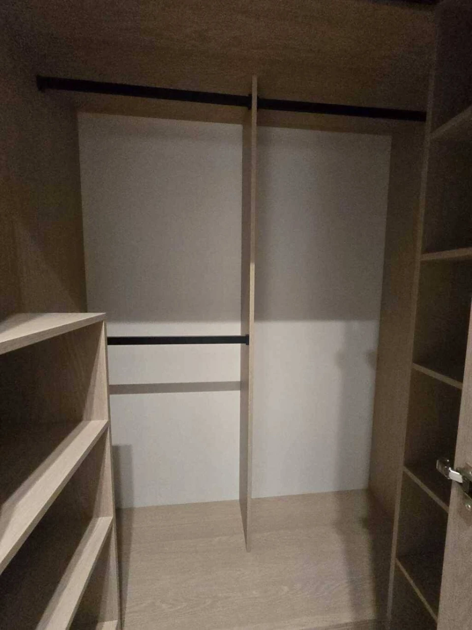 Продам 1-к квартиру Киев, Голосеевский, Метрологическая ул,