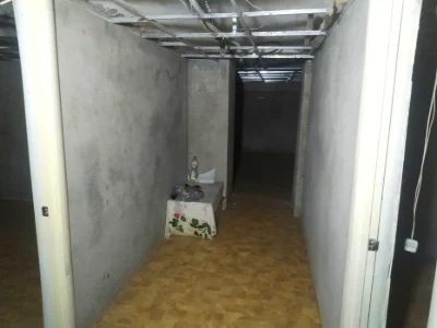 3 rooms of 89 m2 on Metalurgov in the basement of Vozle MakD