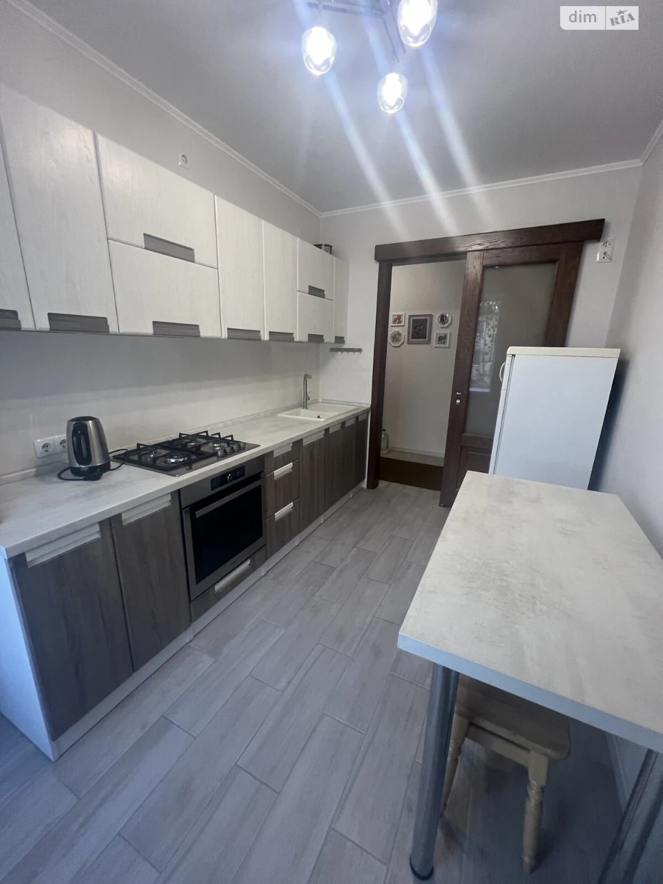 Long-Term Rental Apartment, New World