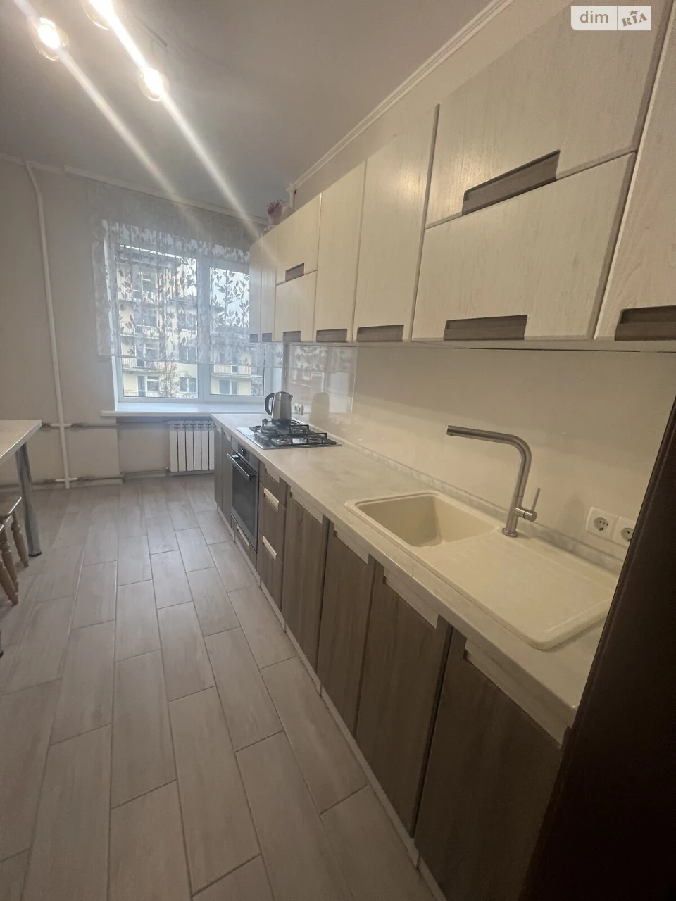 Long-Term Rental Apartment, New World