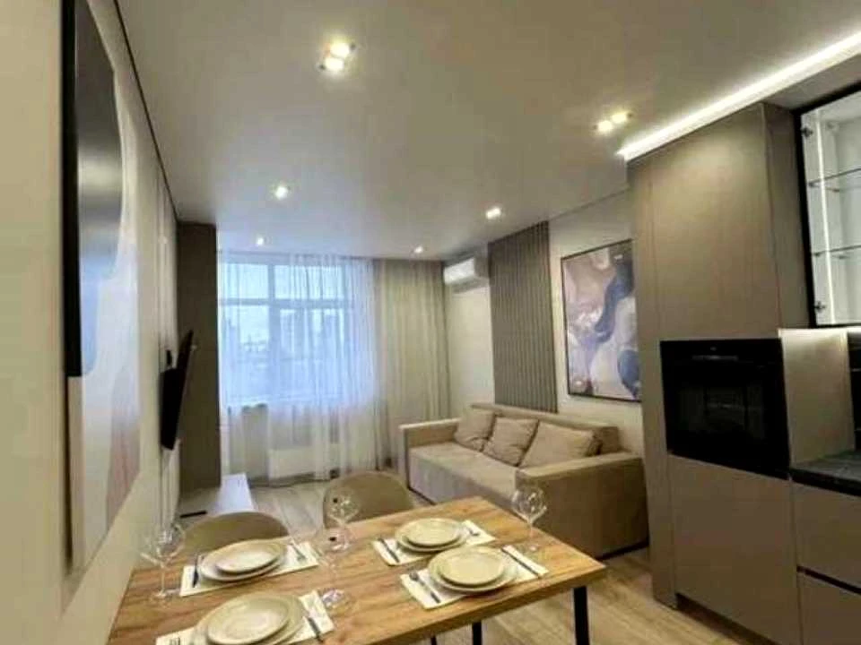 Apartment. Alexander Olesya Street, Kyiv