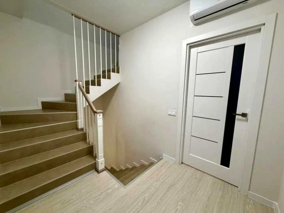 House. 136 Sadova St, Kyiv