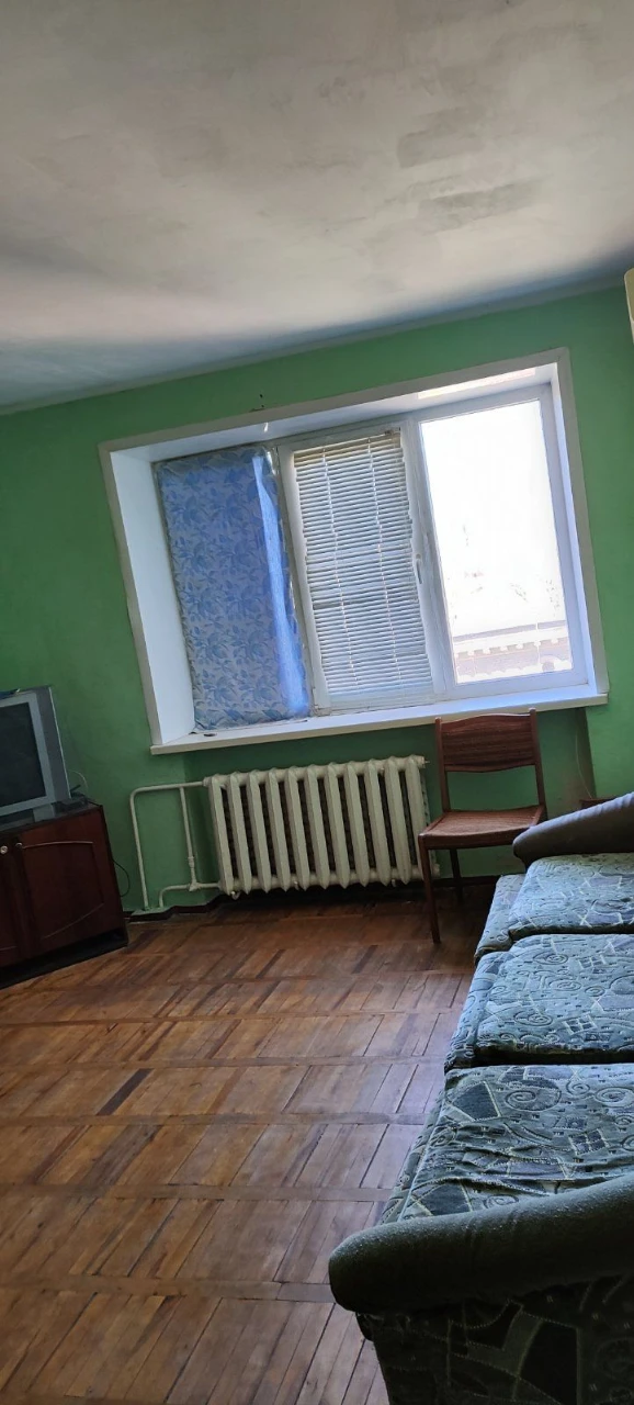 Продам двухкомнатную квартиру Александровский район
