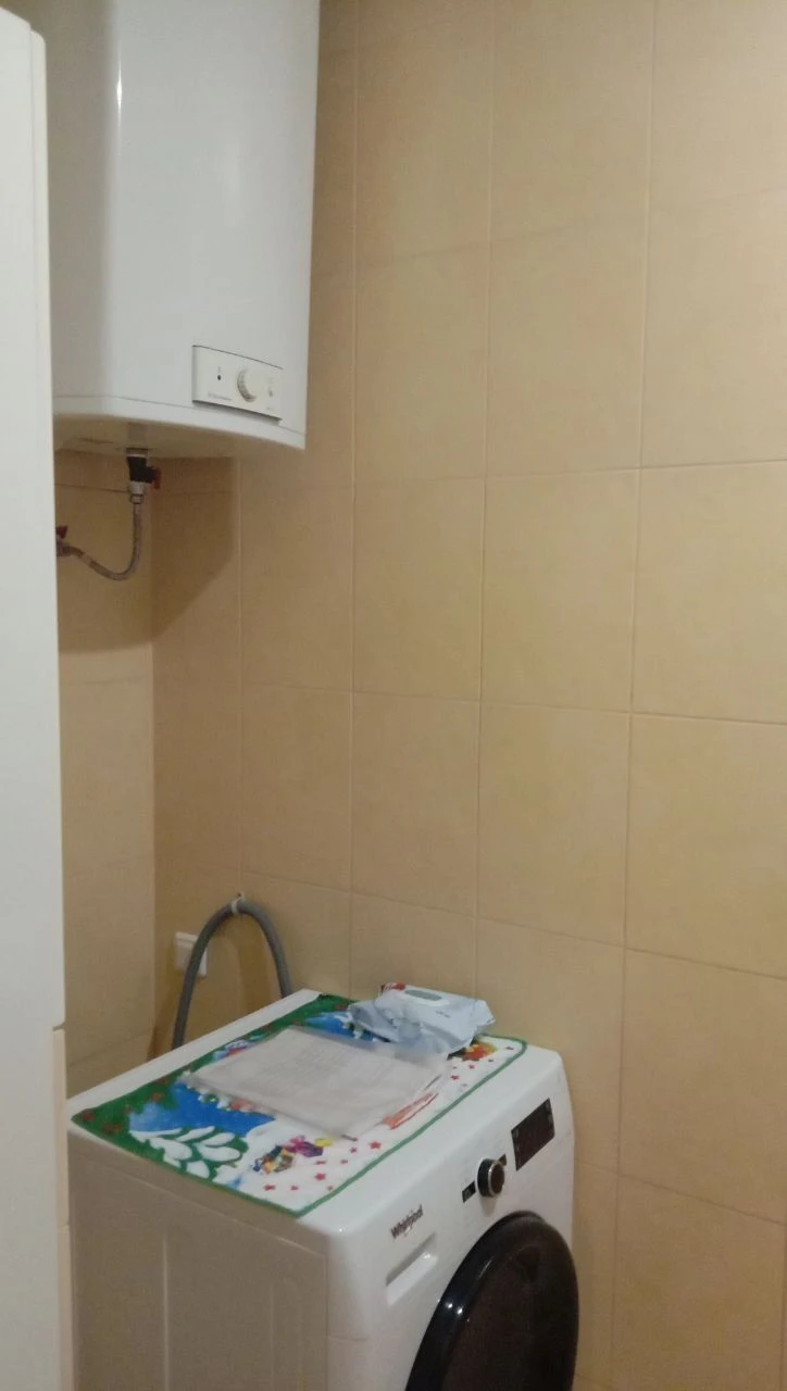 Продається 3-кімнатна квартира в центрі