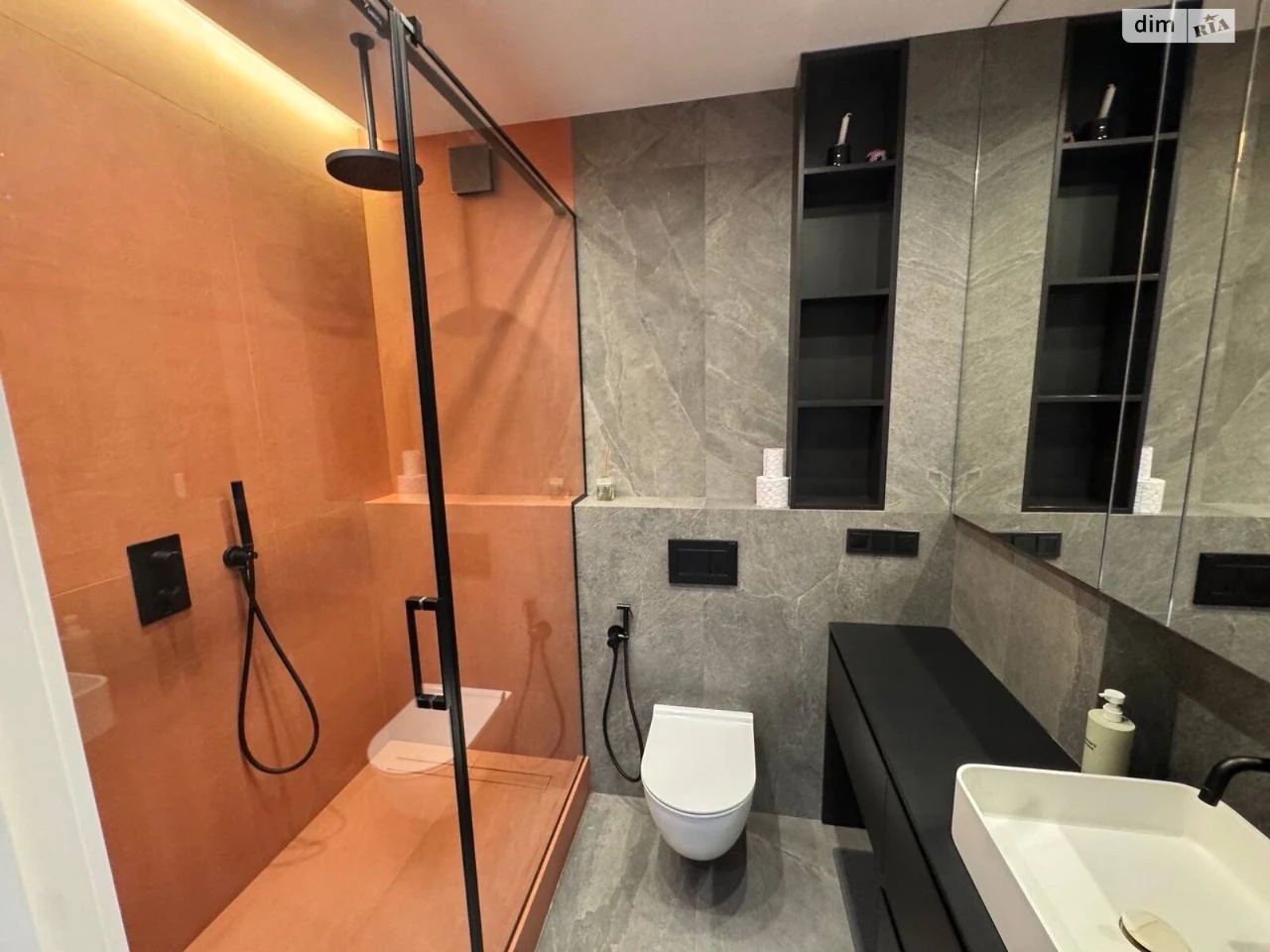 Long-Term Rental Apartment, Теремки-1