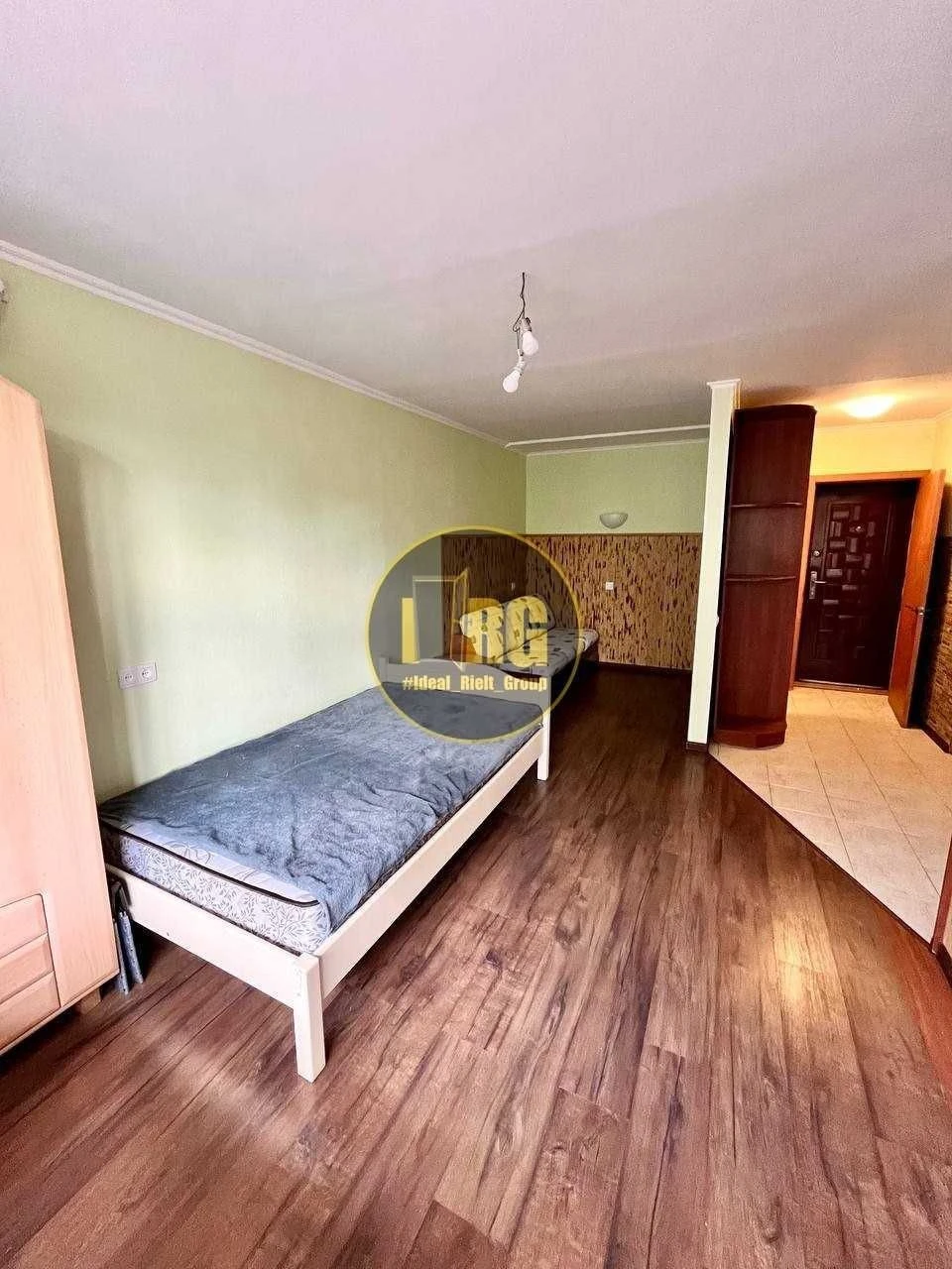 Rent of a 1-bedroom apartment, Vesnenova 26, DVRZ, Park of Partizan's Glory