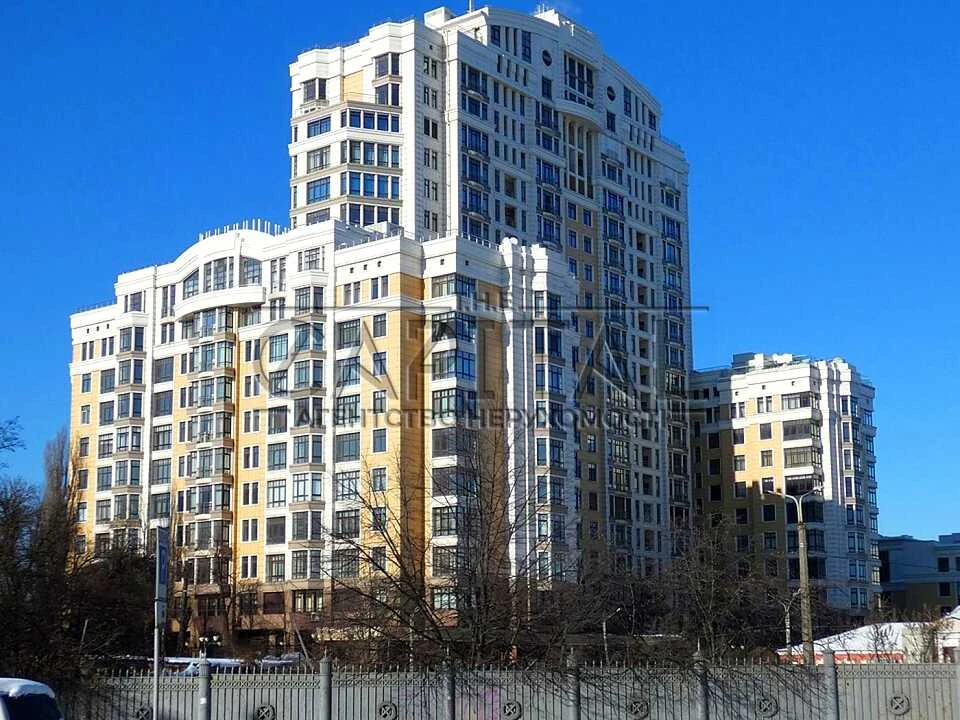 Квартира. Київ, вулиця Михайла Грушевського