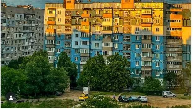 Selling 2/3 share in a 3-room apartment (65.6 sq.m), PriDnipro residential area