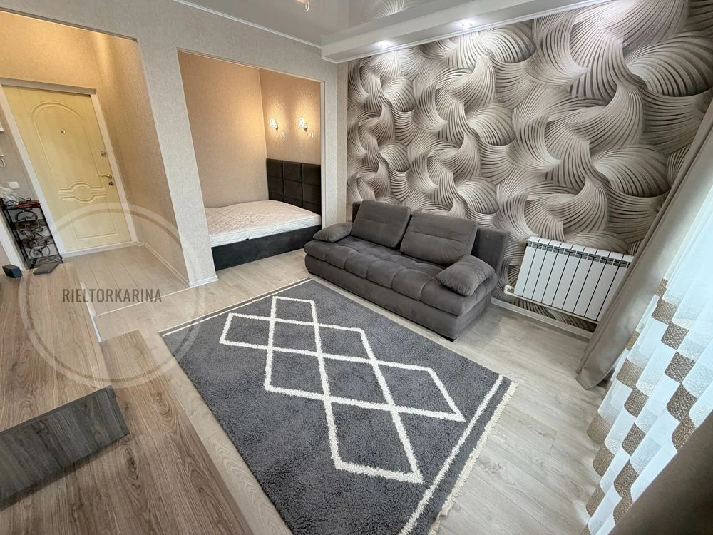 Поздовжня/Миру проспект, 1к квартира в продаже, 5 этаж