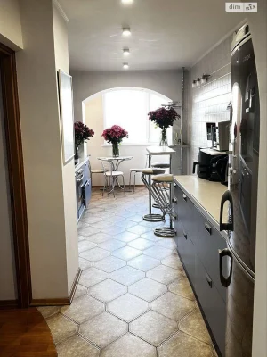 Long-Term Rental Apartment, Obolon'