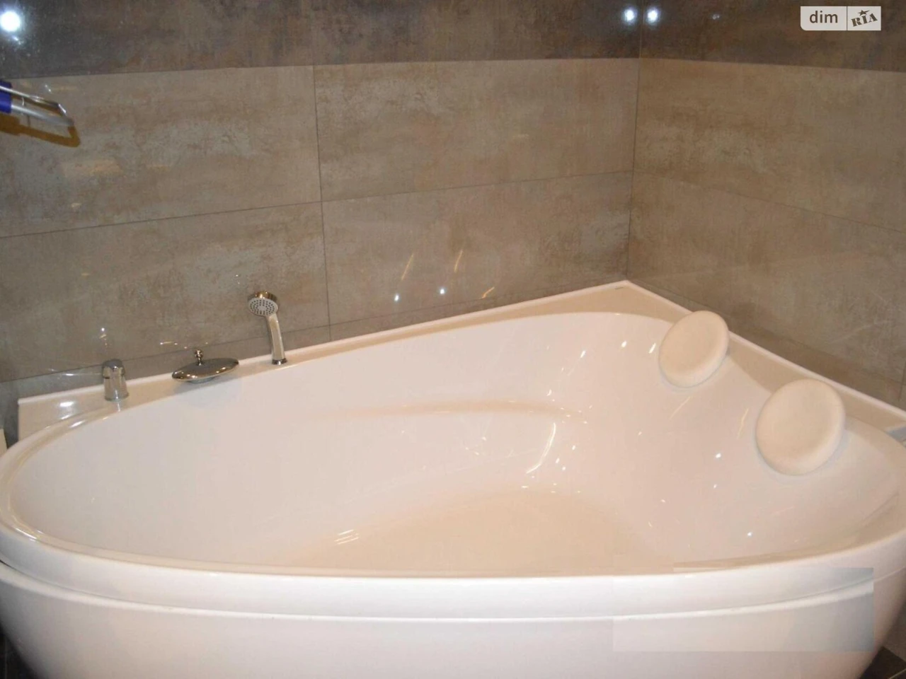 Long-Term Rental Apartment in Lukyanivka