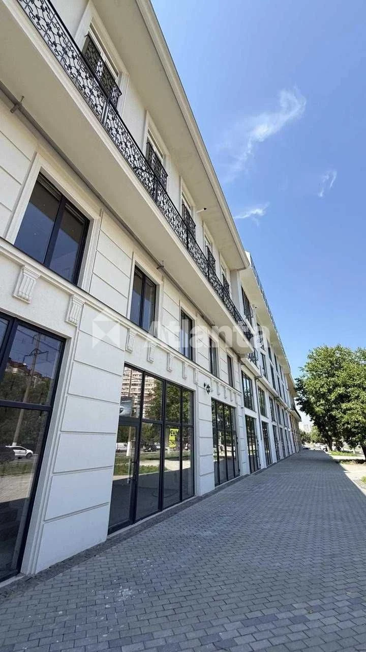 Modern complex in a new residential complex in Tairovo