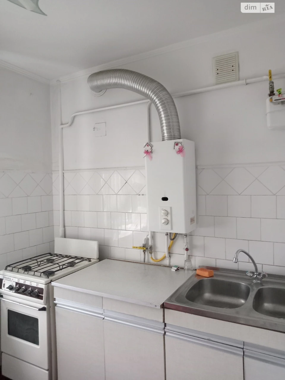 Long-Term Rental Apartment "Chayka"