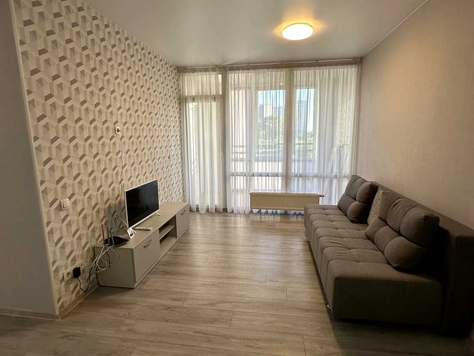 Apartment. Дніprovska Naberzhna str.