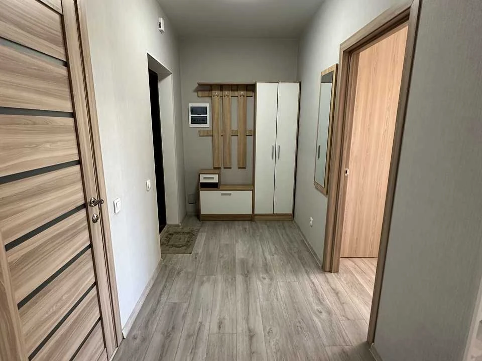 Apartment. Дніprovska Naberzhna str.