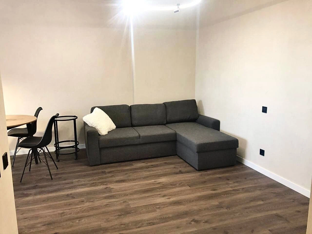 Продаж однокімнатної квартири, 57 м², вул. Ованеса Туманяна, 15
