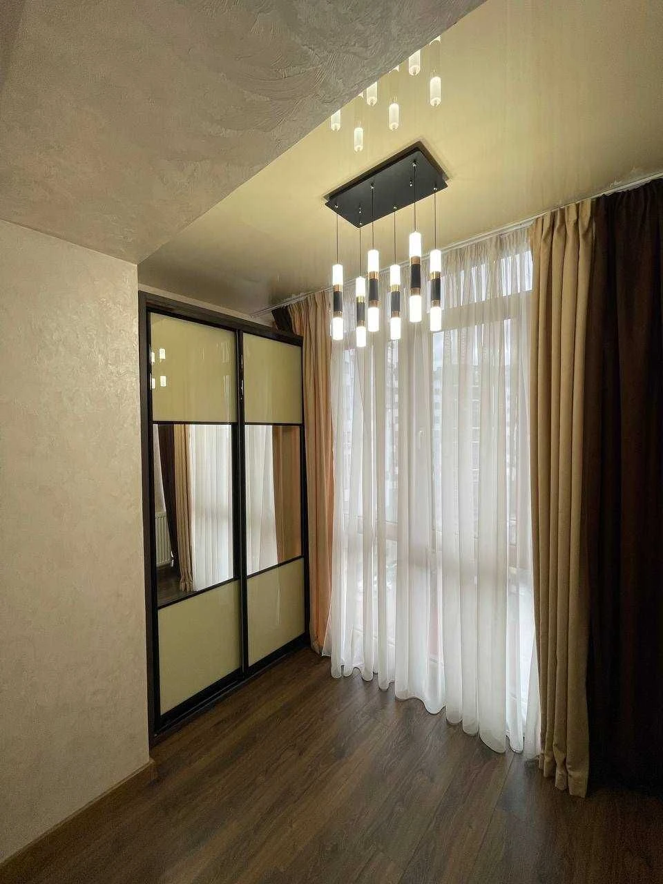 Spacious 2-bedroom apartment in the prestigious European City residential complex