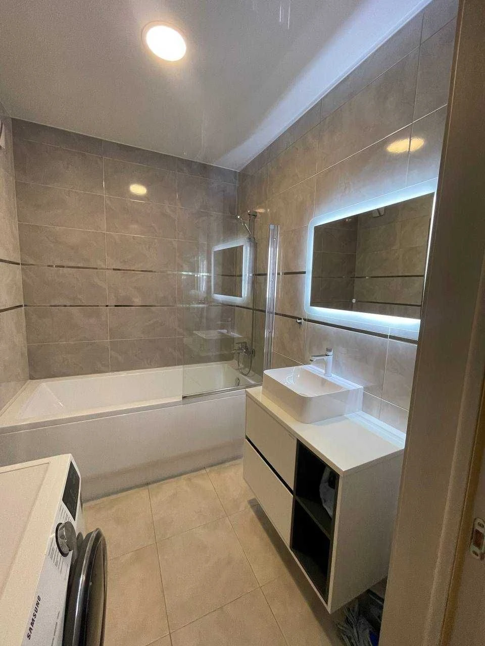 Spacious 2-bedroom apartment in the prestigious European City residential complex