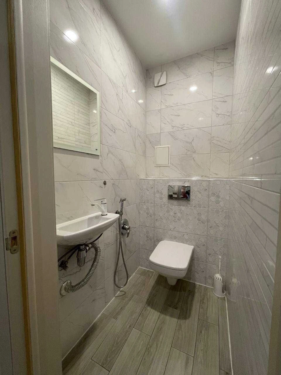 Spacious 2-bedroom apartment in the prestigious European City residential complex