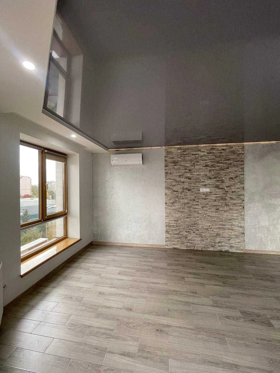 Spacious 2-bedroom apartment in the prestigious European City residential complex
