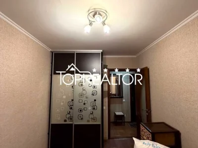 Apartment. Cadeniuka st.