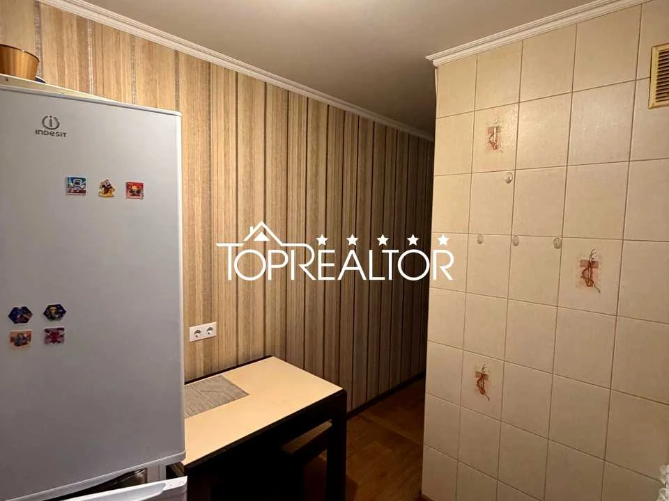 Apartment. Cadeniuka st.