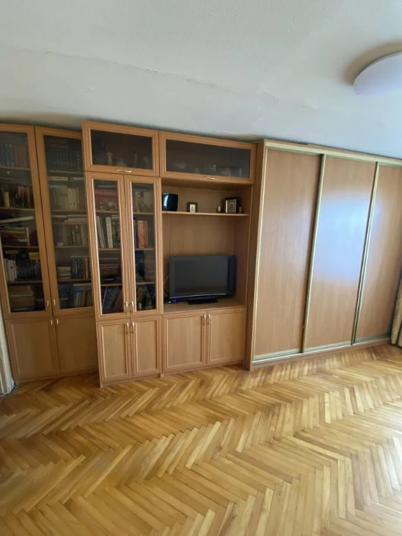 Rent 1-bedroom apartment on Bulgakova 16 (Vakhtang Kikabidze)
