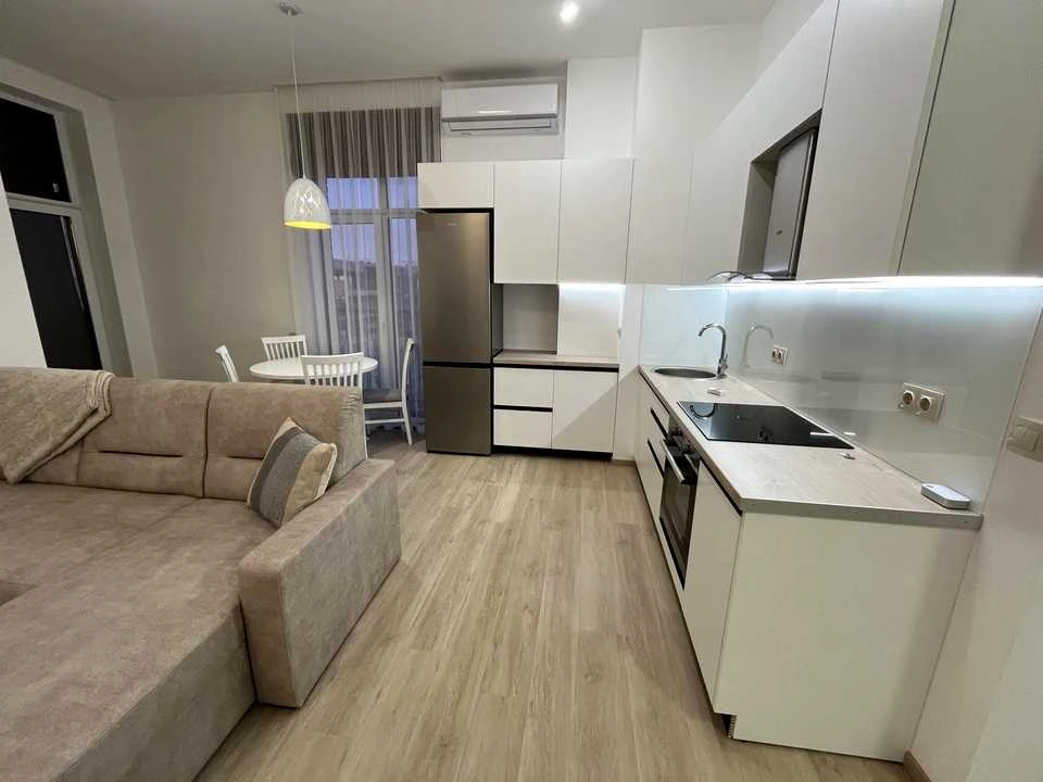 Apartment. Dnipro, Shevchenko Street.