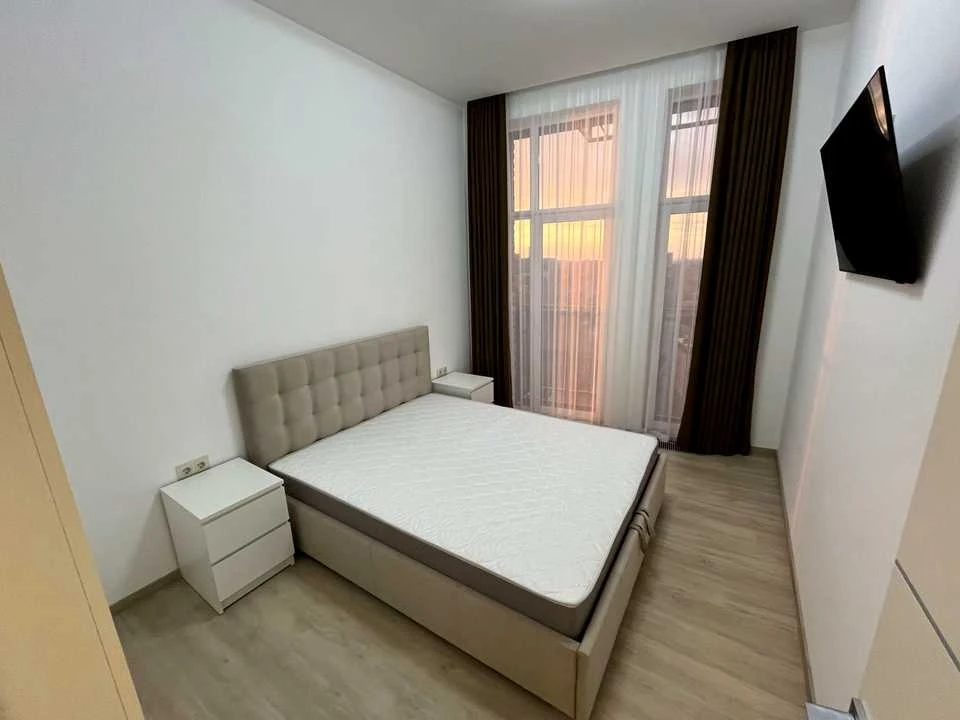 Apartment. Dnipro, Shevchenko Street.