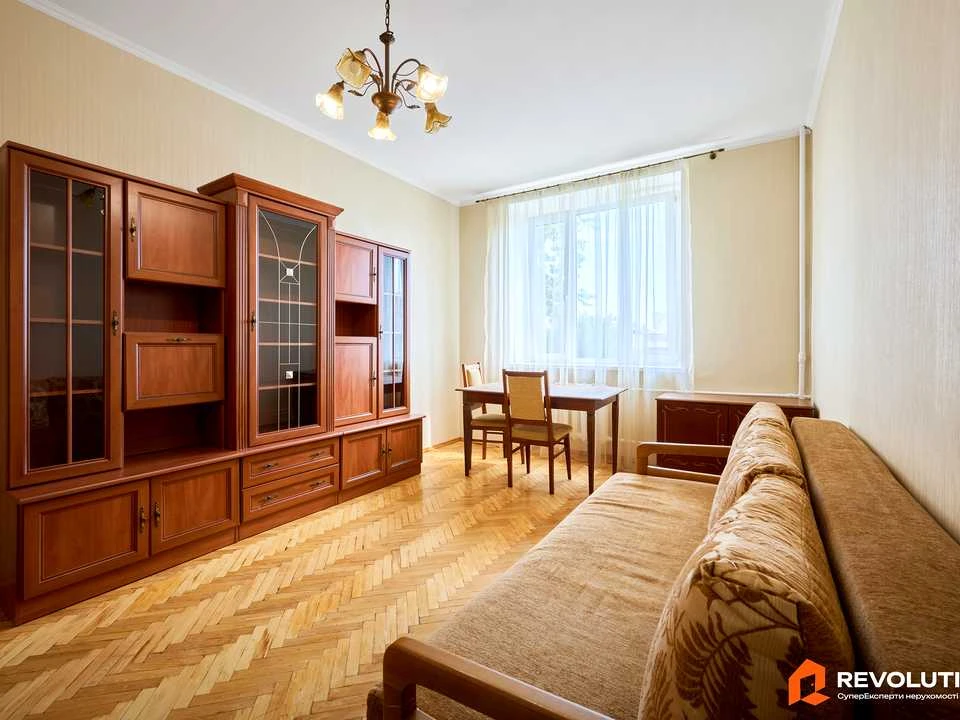 Квартира. Новодарницька вулиця, Київ