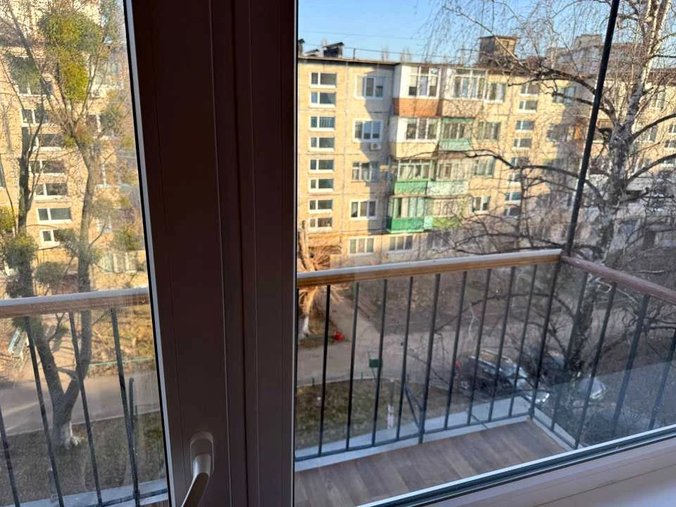 Квартира. Київ, вулиця Мілютенка