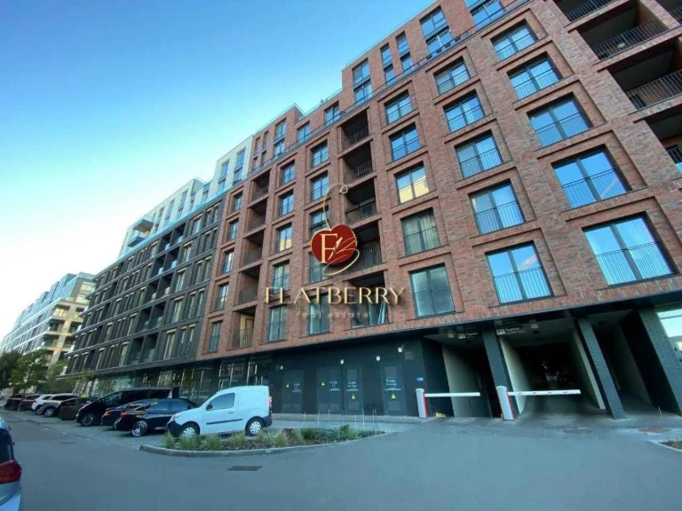 Продаж VIP, два поверхи, квартира 3-комнатная, ЖК Рибальский
