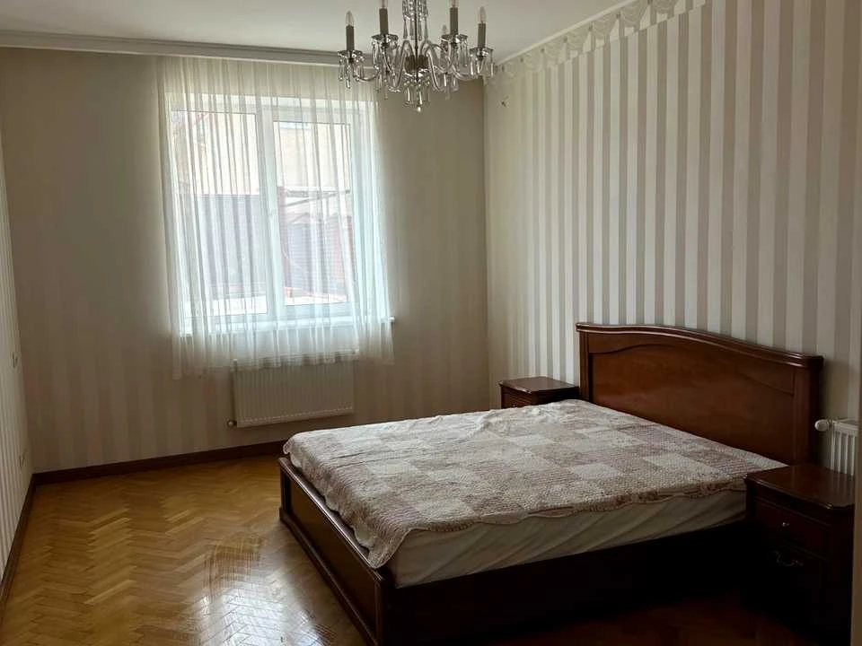 Будинок. Дніпро, вулиця Мільмана