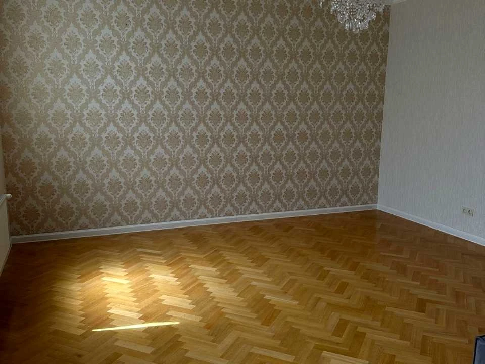 Будинок. Дніпро, вулиця Мільмана