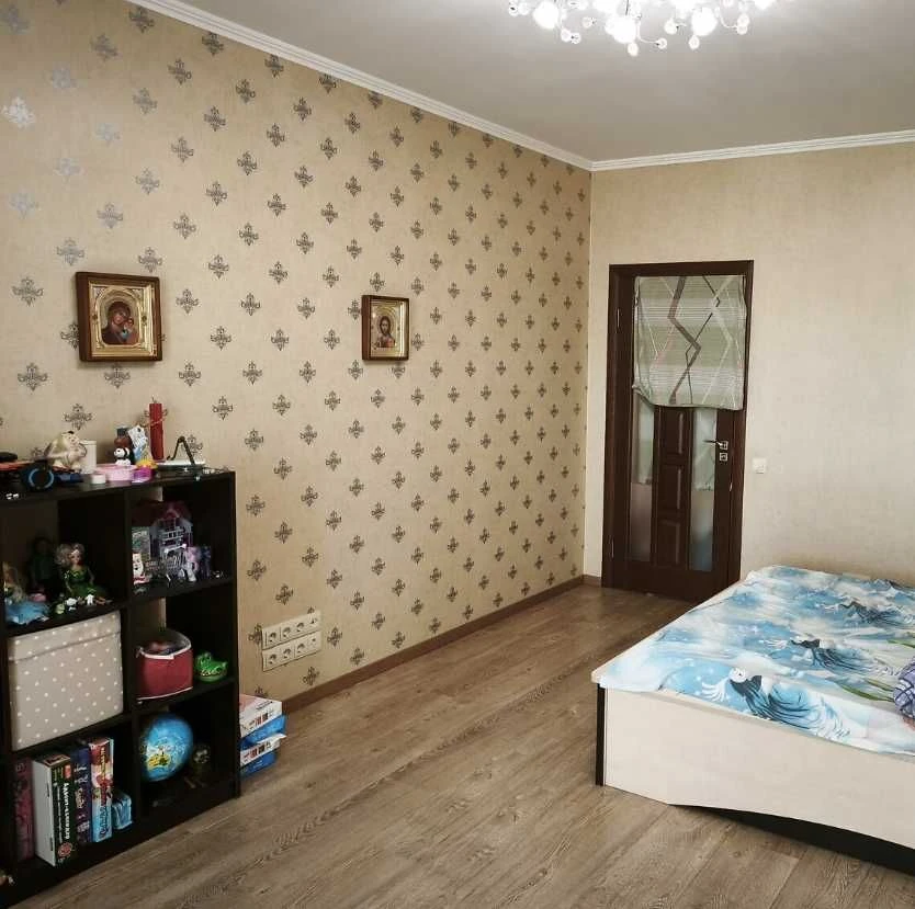 2 Bedrooms! Residential Complex "Molodezhny Gorodok"! Metro "Pobeda"! 5 minutes from "Pobeda"