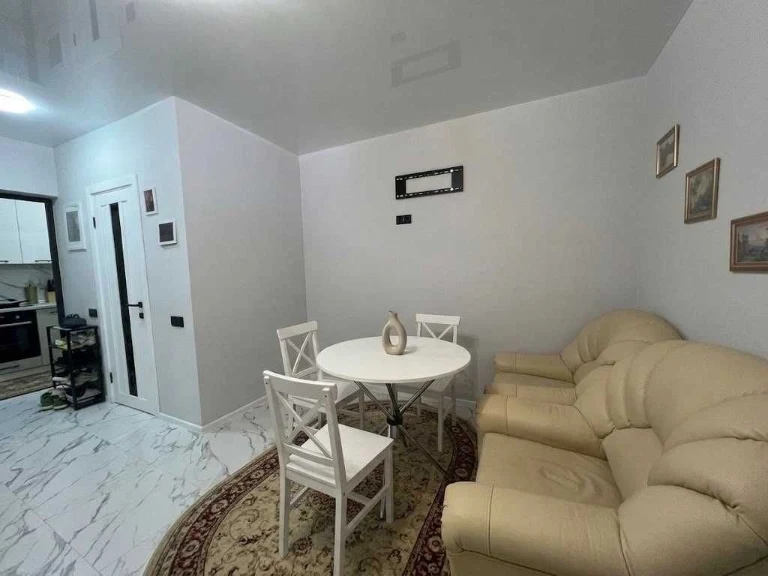 Flat for sale, Paprotna Street