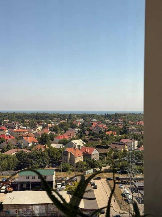 2-комн квартира 76кв.м Таирова Киевский авторский ремонт есть