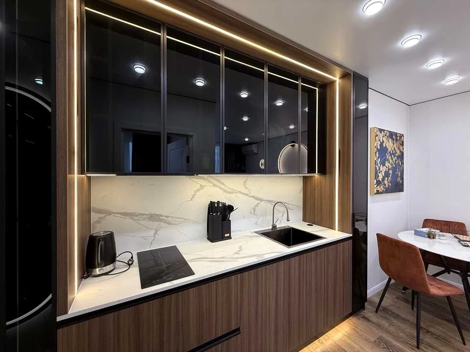 Apartment. Ivano-Frankivsk, Belvederska st.