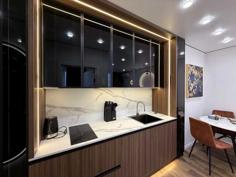 Apartment. Ivano-Frankivsk, Belvederska st.