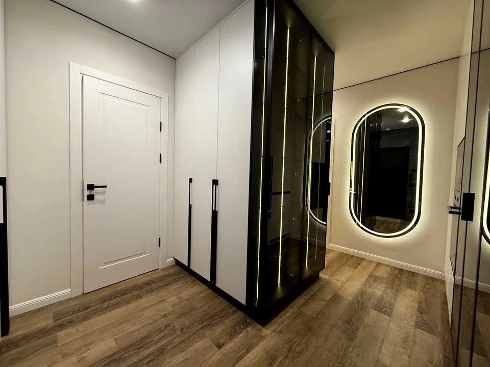 Apartment. Ivano-Frankivsk, Belvederska st.
