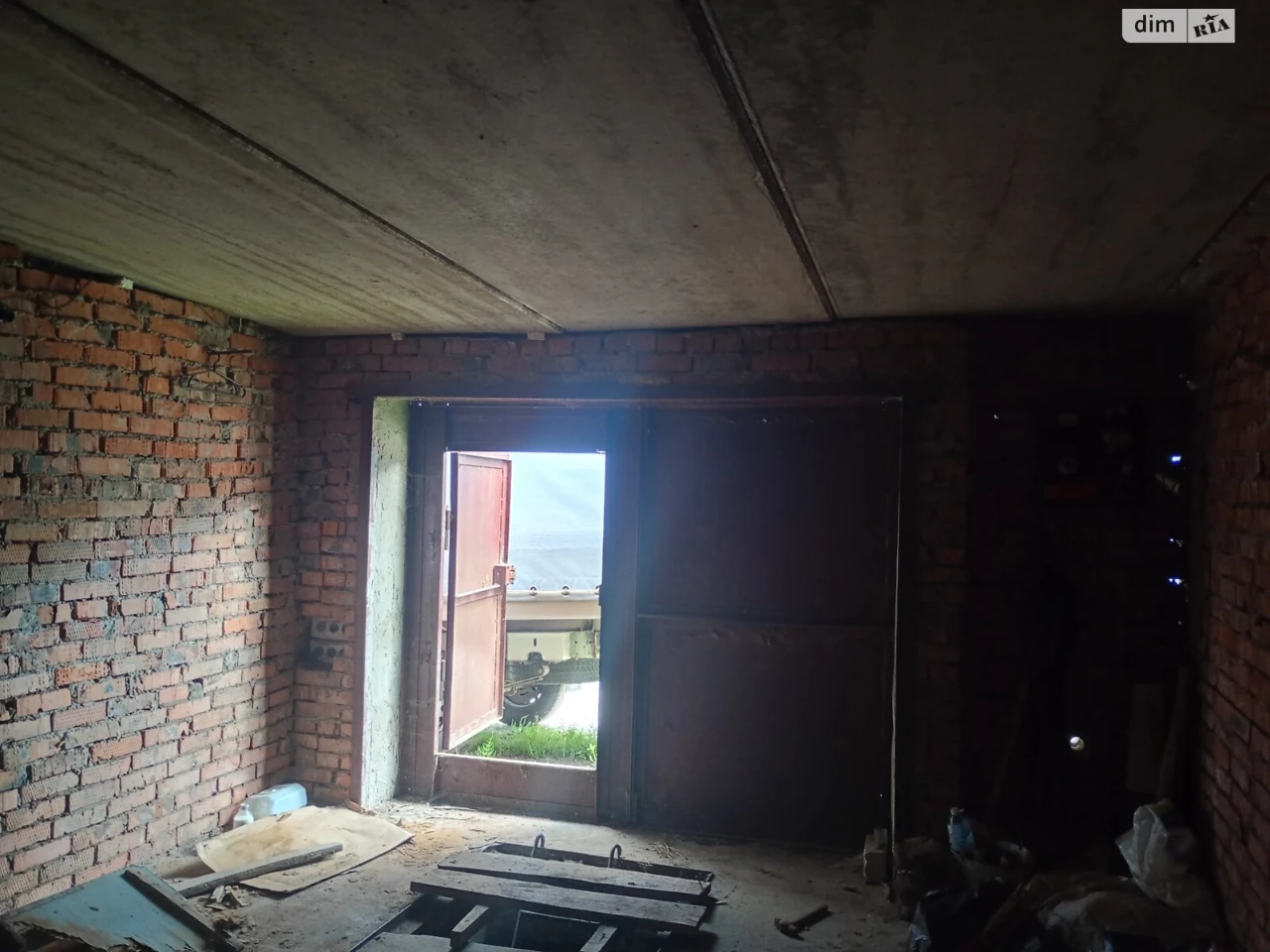 Продаж Окремий гараж Південно-Західний