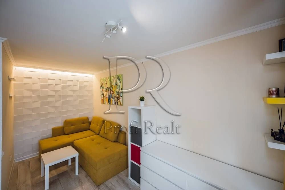 Продаж 1к квартири з ремонтом Борщагівка, вул. Зодчих 56а. Ш