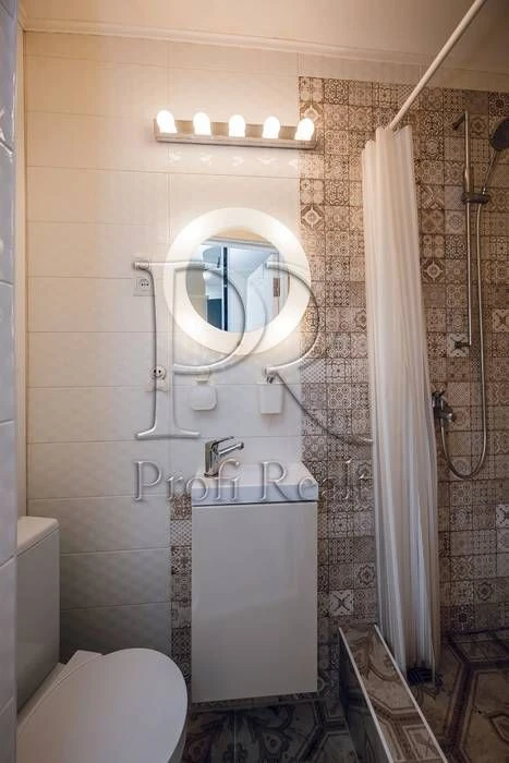 Продаж 1к квартири з ремонтом Борщагівка, вул. Зодчих 56а. Ш