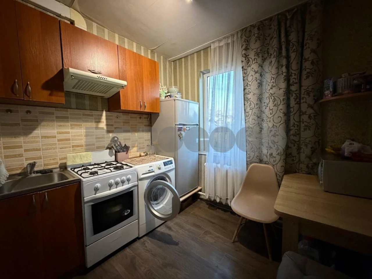 Продаж 2к, 45м2, Відрадний, Шалімова 18, ремонт