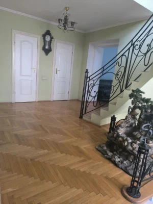 Продаж нерухомості